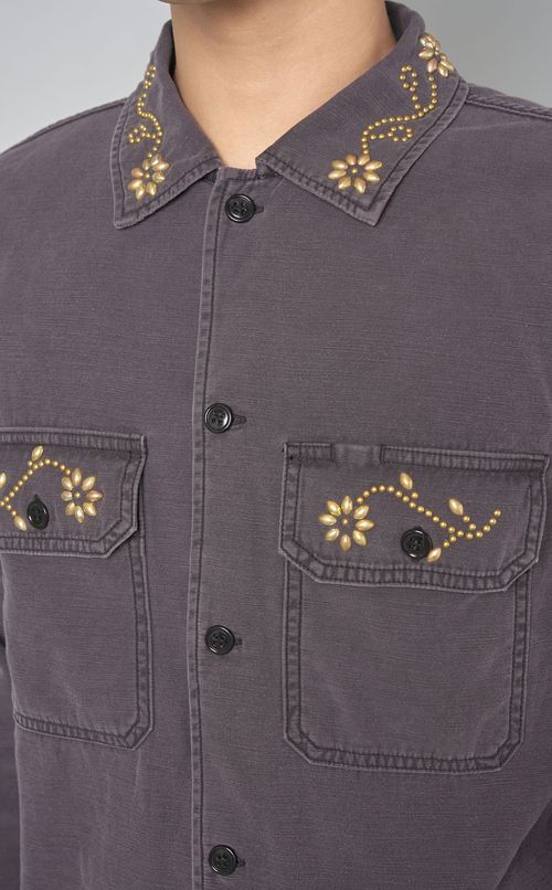 ミリタリーフラワースタッズシャツ