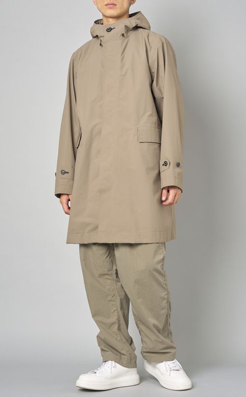 ナイロンフーデッドコート