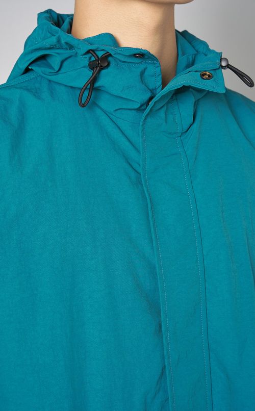 バックロゴフードコート