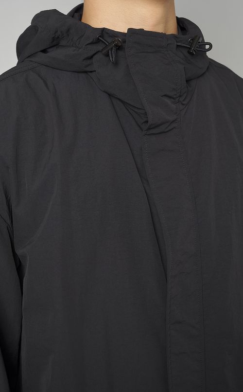 バックロゴフードコート