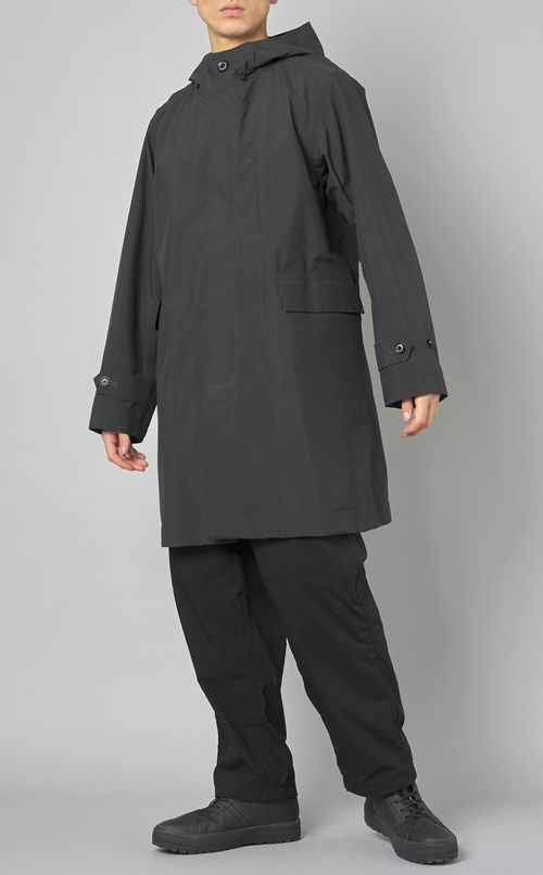 ナイロンフーデッドコート