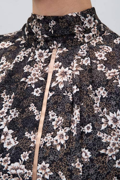 フラワープリントボウタイワンピース