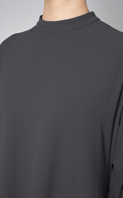 ハイネックAラインミディワンピース