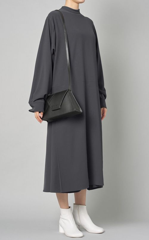 ナンバーズショルダーミディアムバッグ