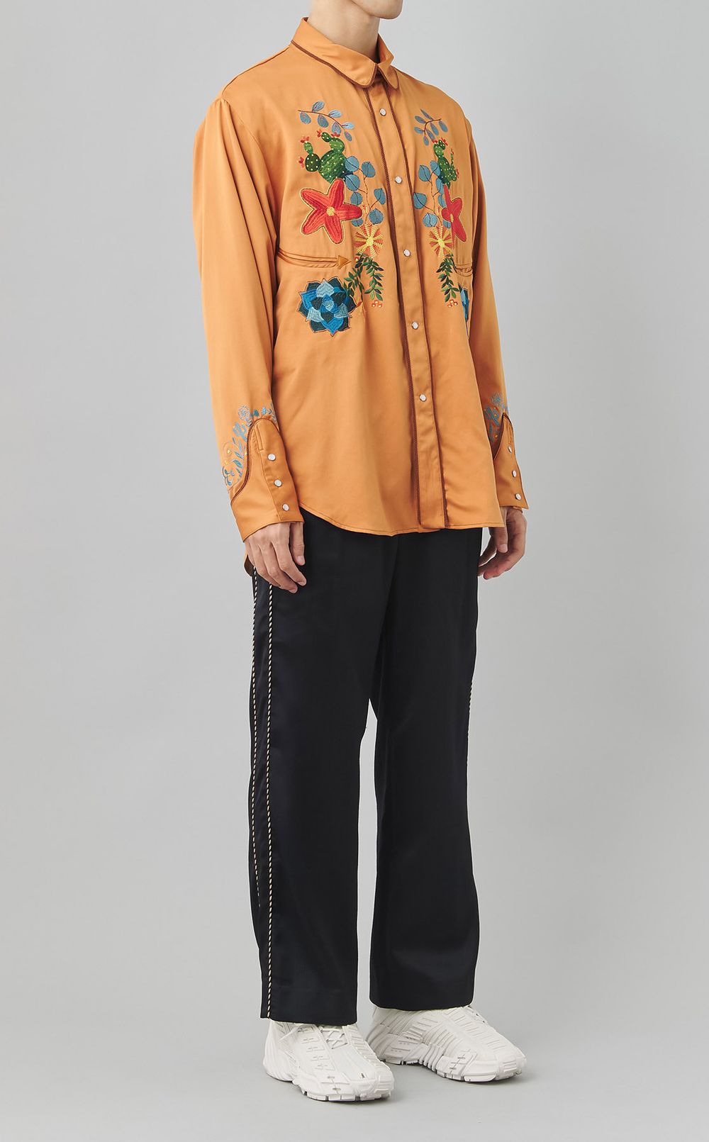 エンブロイダリーウエスタンシャツ