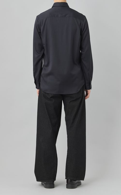 フラワーエンブロイダリーシャツ