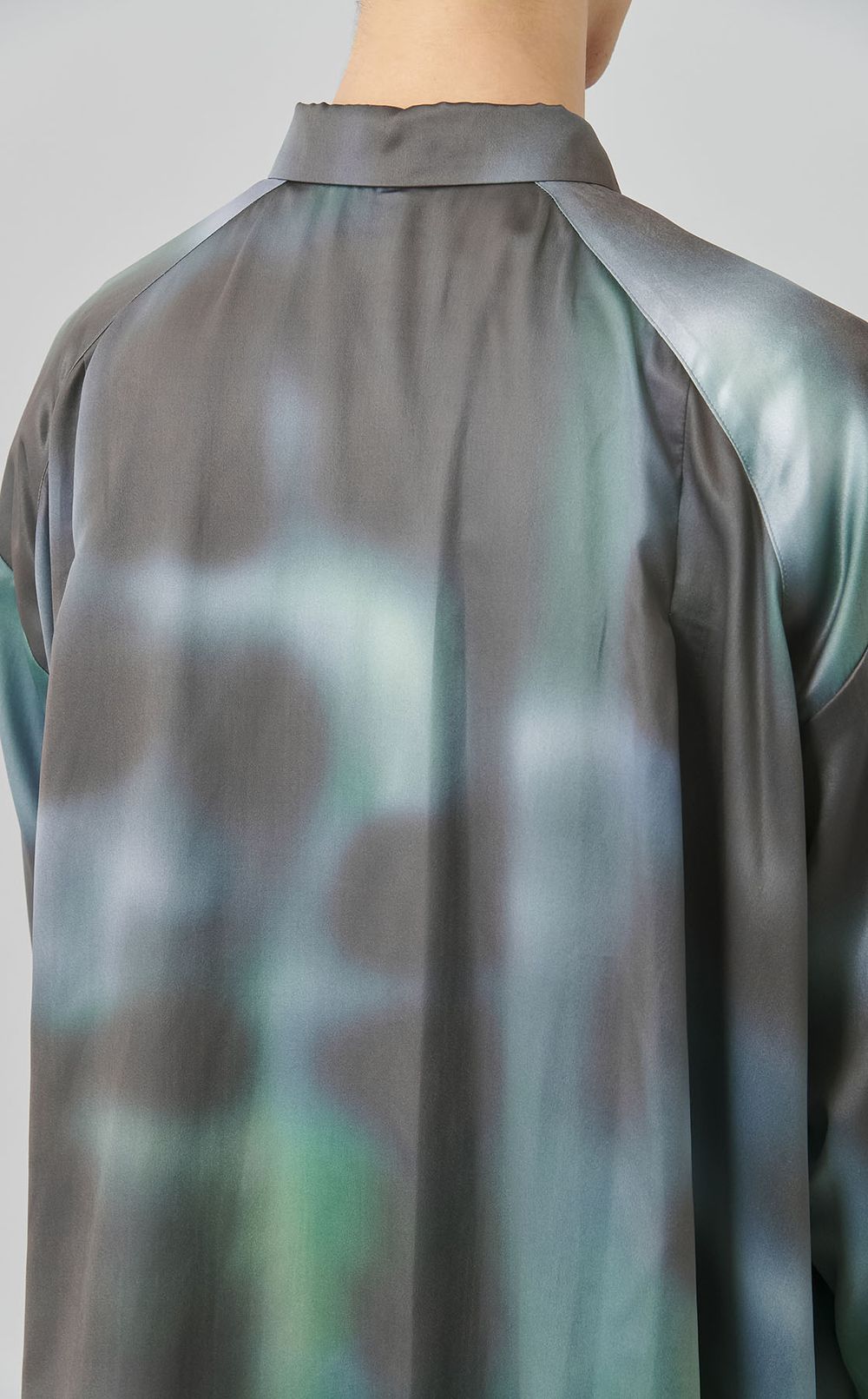 オーロラプリントシャツ