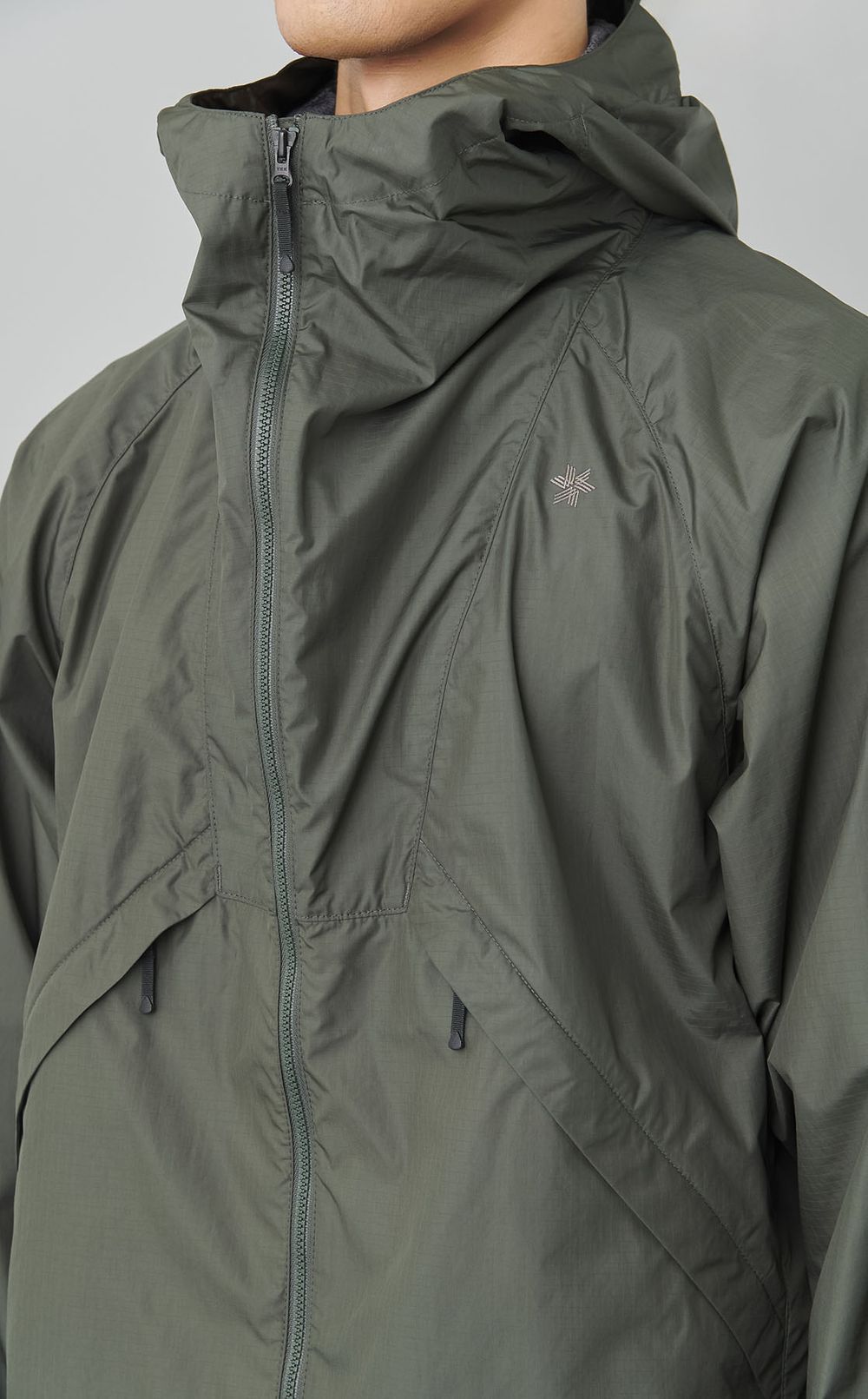 リップストップフーデッドジャケット