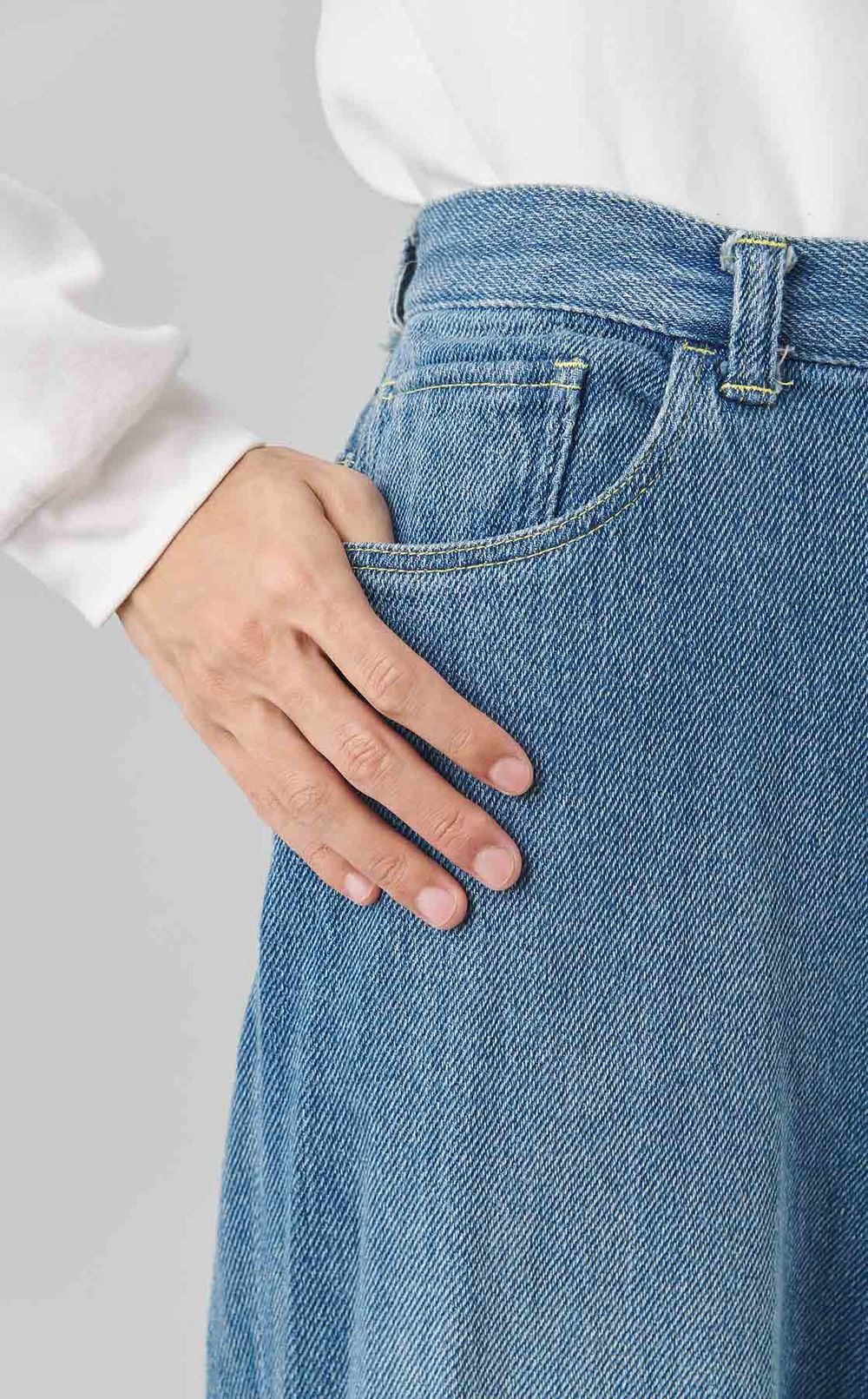 ルーズウィーブデニムパンツ