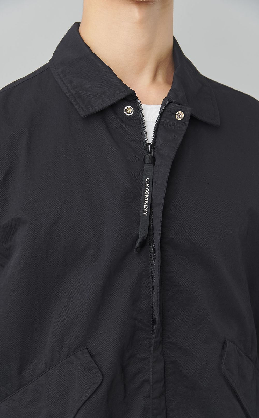 ショートフライトブルゾン