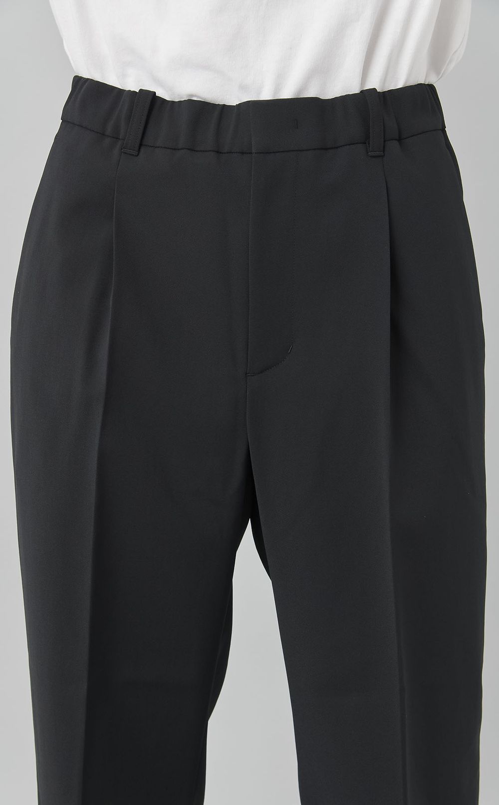 ワンタックストレートパンツ