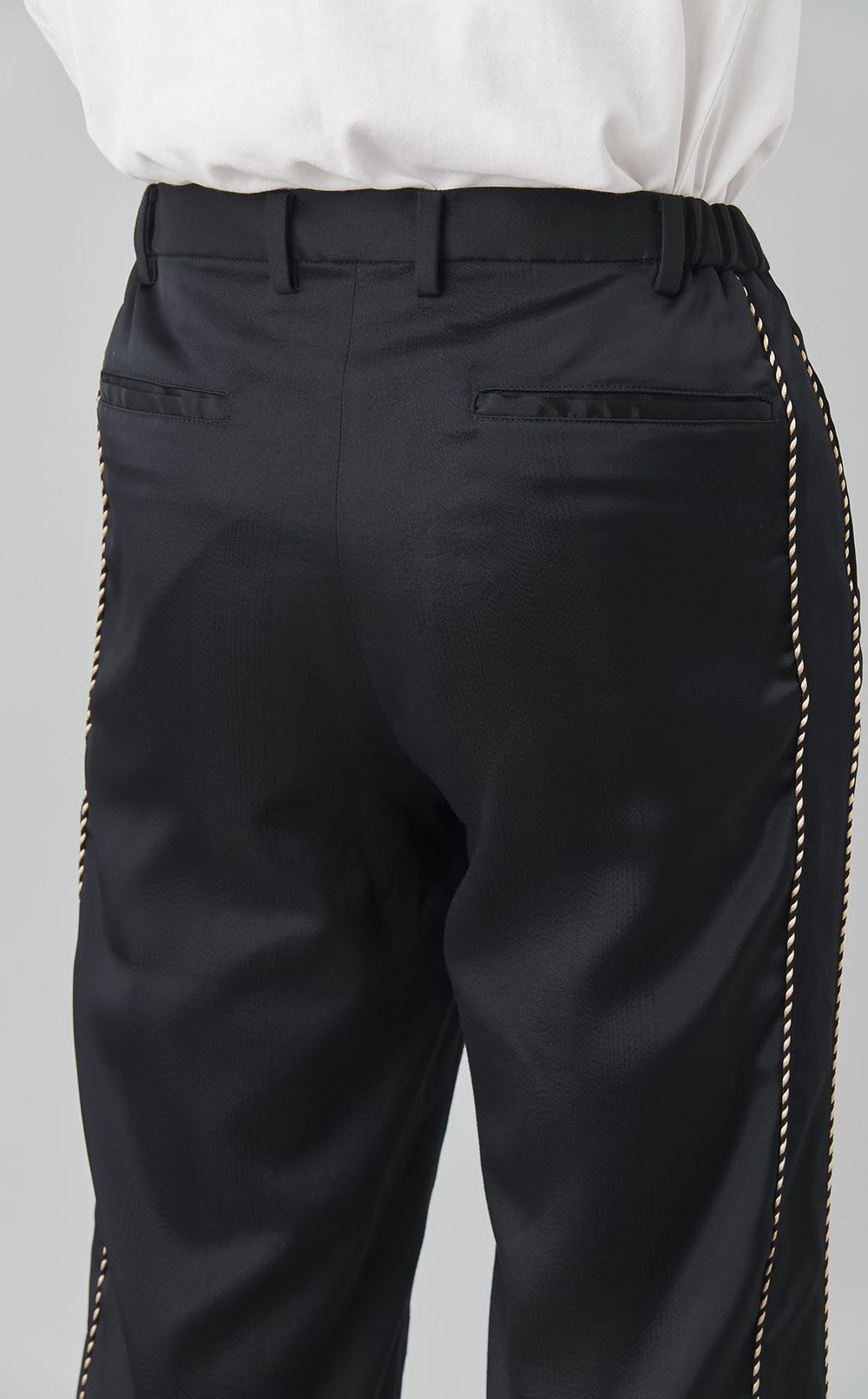 スーベニアスラックス