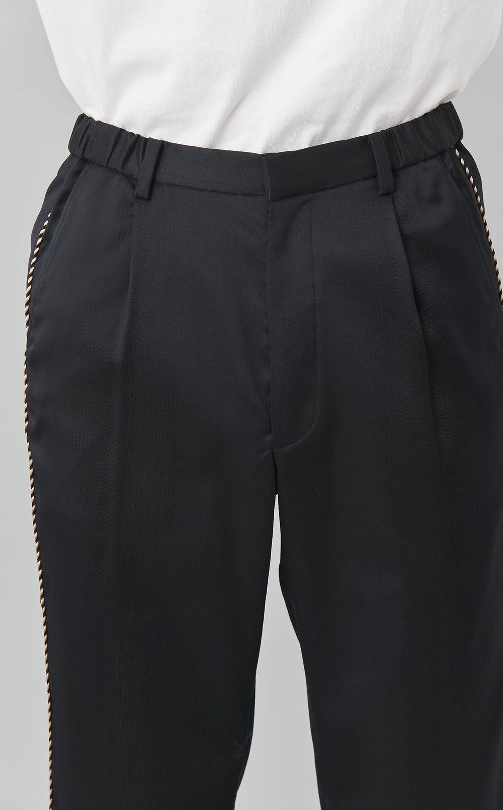 スーベニアスラックス