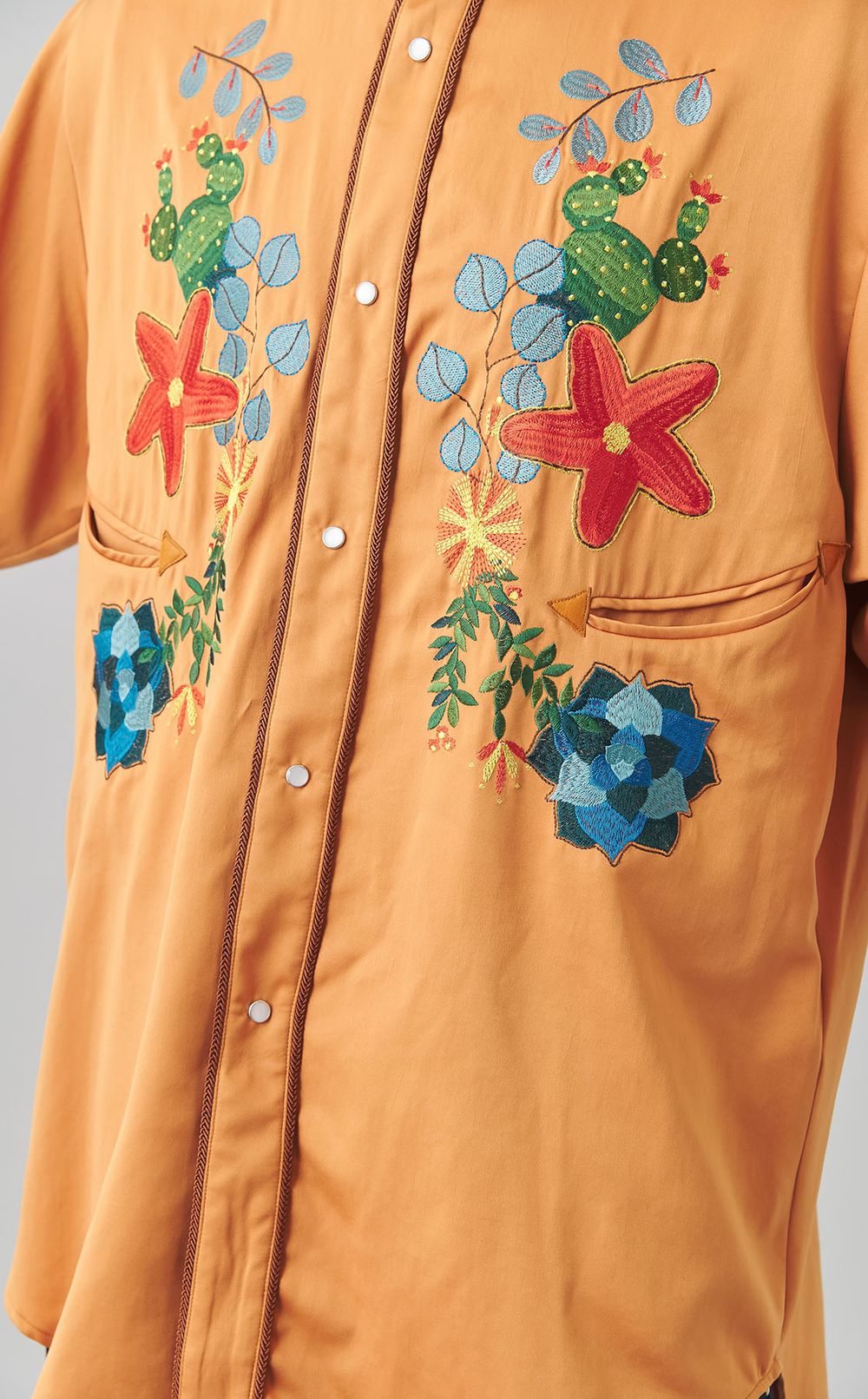 エンブロイダリーウエスタンシャツ