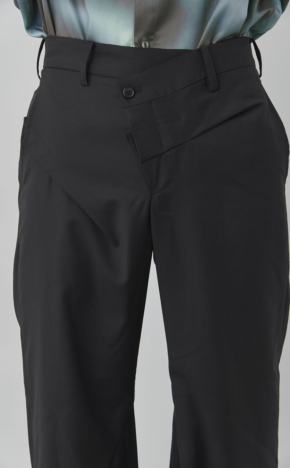 タックデザインスラックス