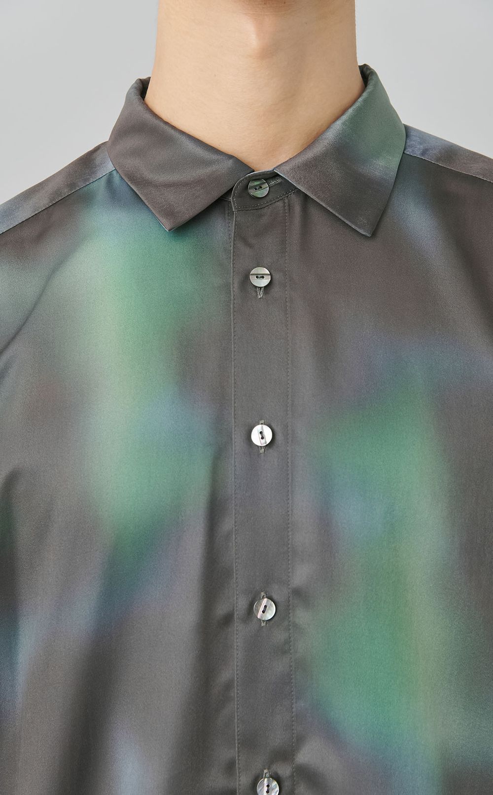 オーロラプリントシャツ