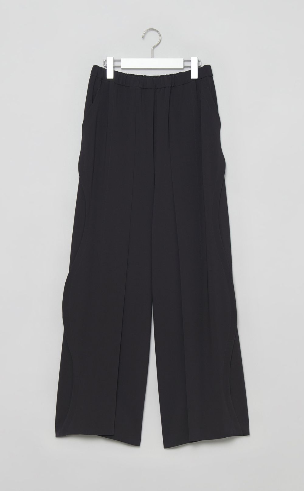 ダブルジョーゼットウェーブ切替パンツ