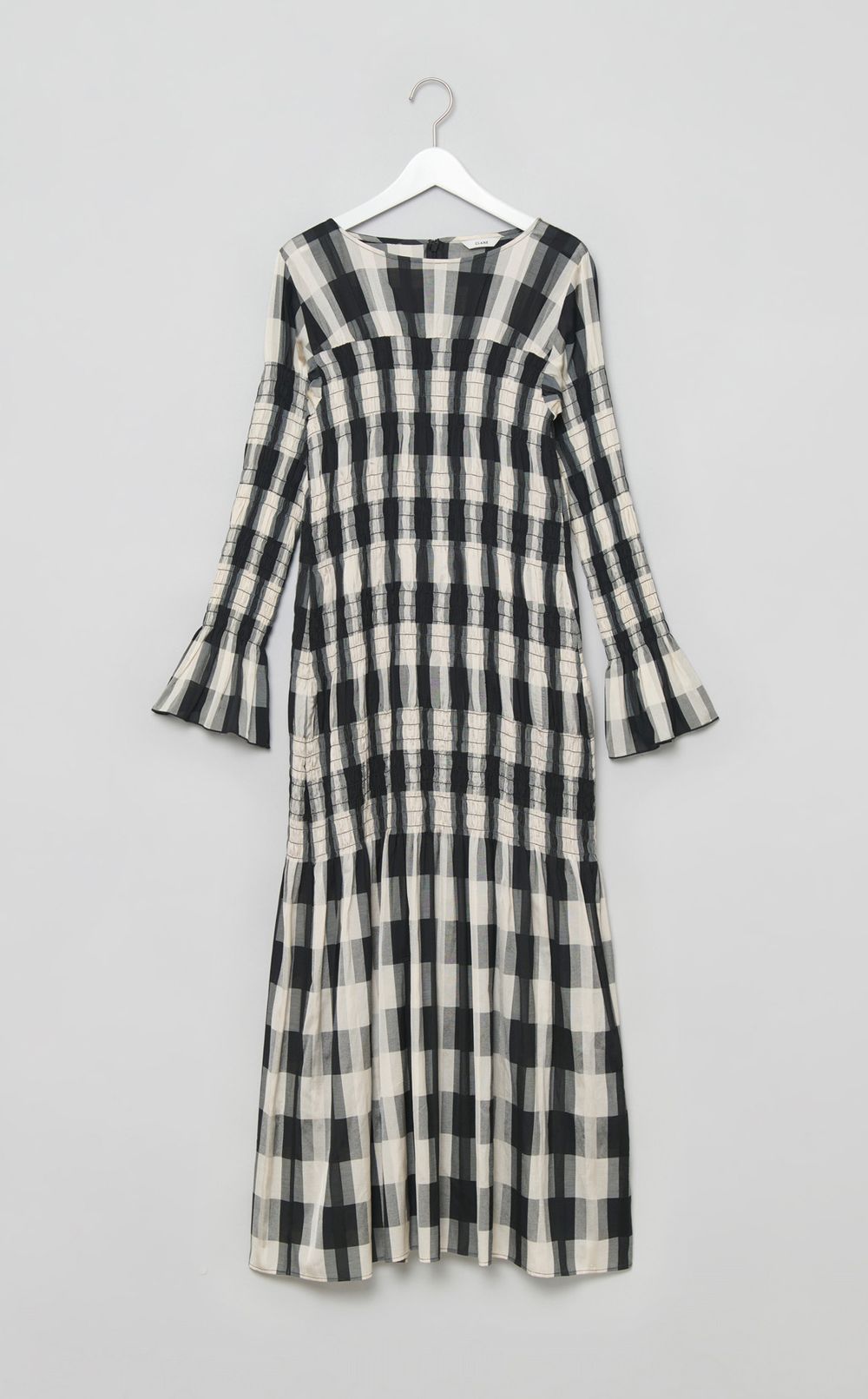 シャーリングロングワンピース