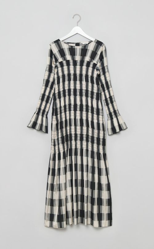 シャーリングロングワンピース