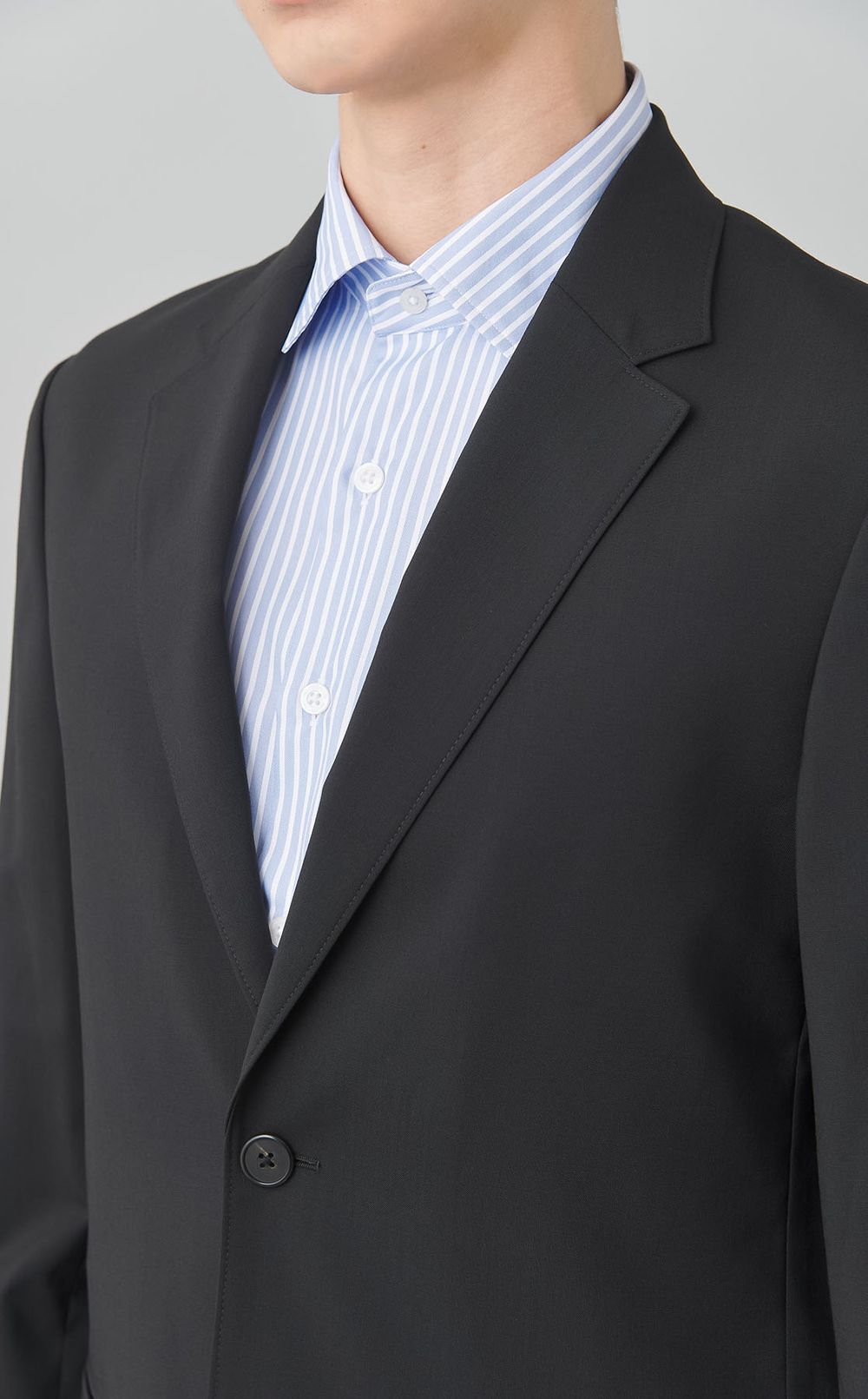 モーションウールトラベルジャケット