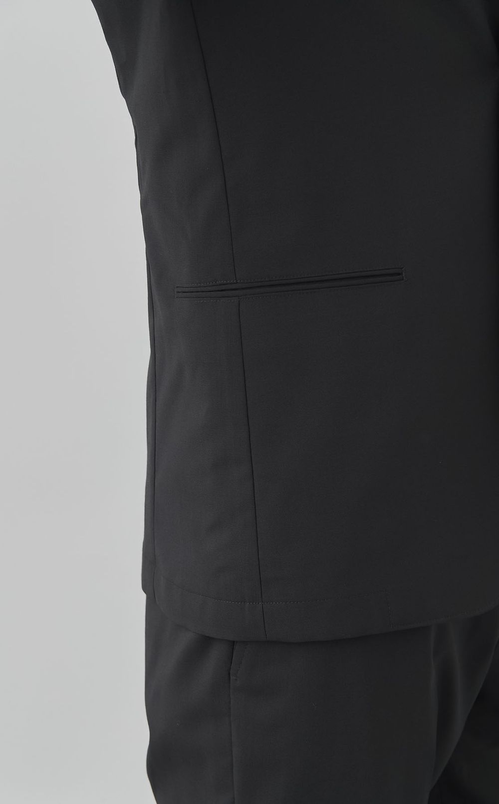 モーションウールトラベルジャケット