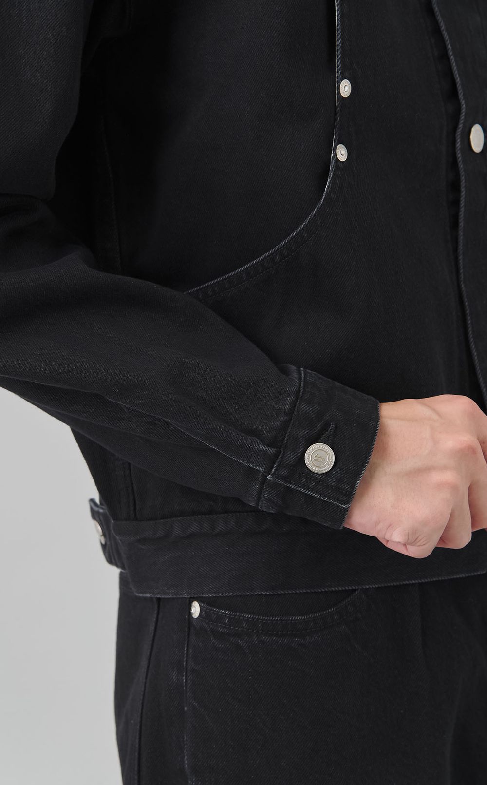 カーブポケットデニムジャケット