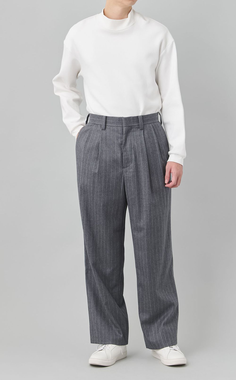 ウールストライプ2タックトラウザー