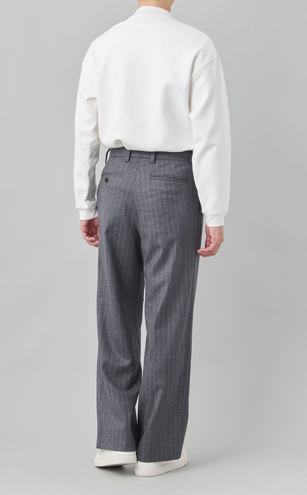 ウールストライプ2タックトラウザー
