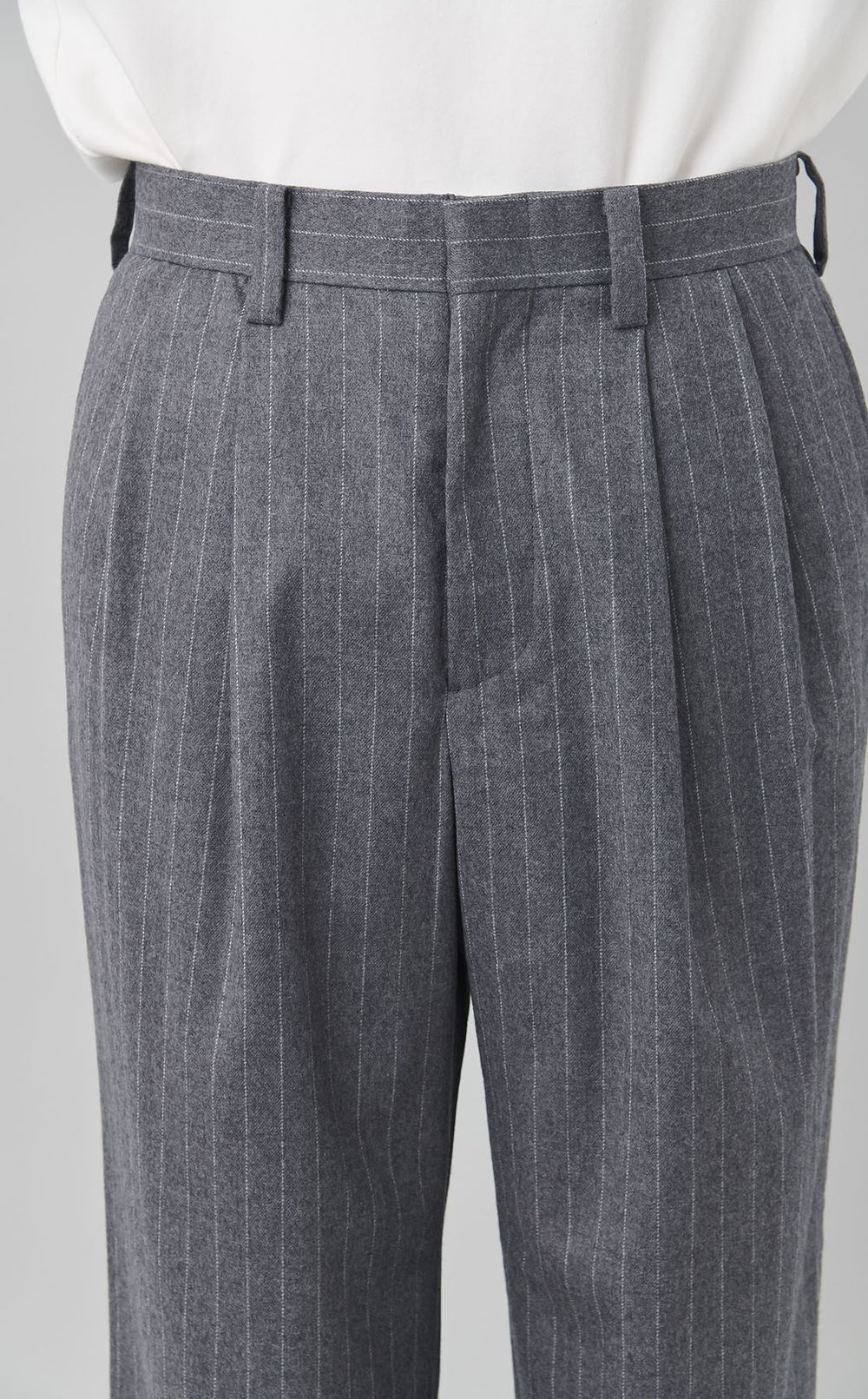 ウールストライプ2タックトラウザー