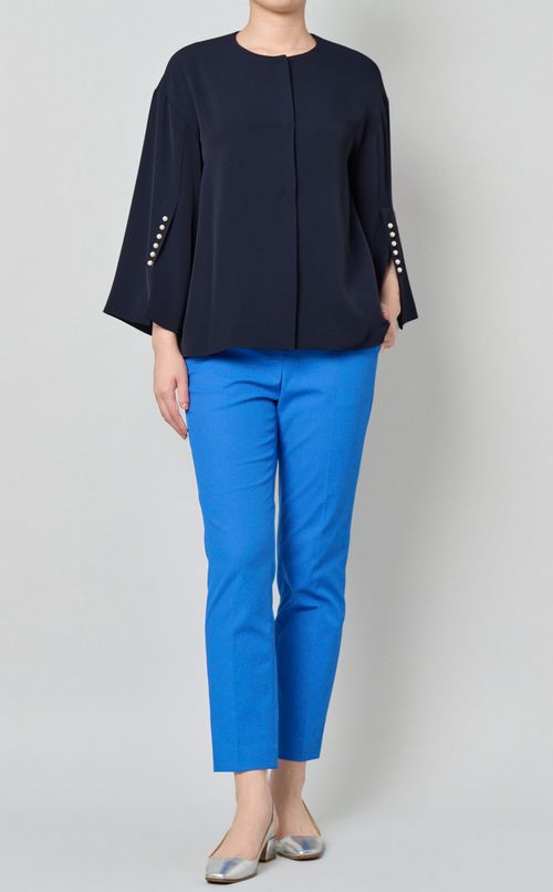 ノーカラーケープジャケット