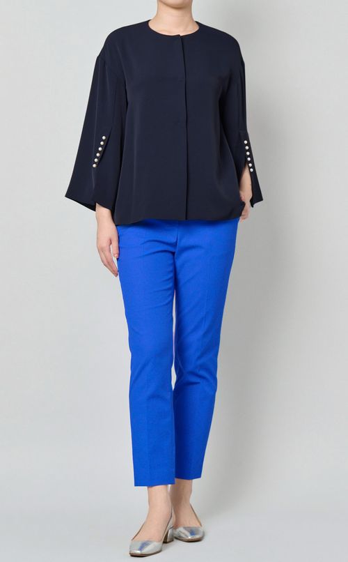 センタースリムテーパードパンツ