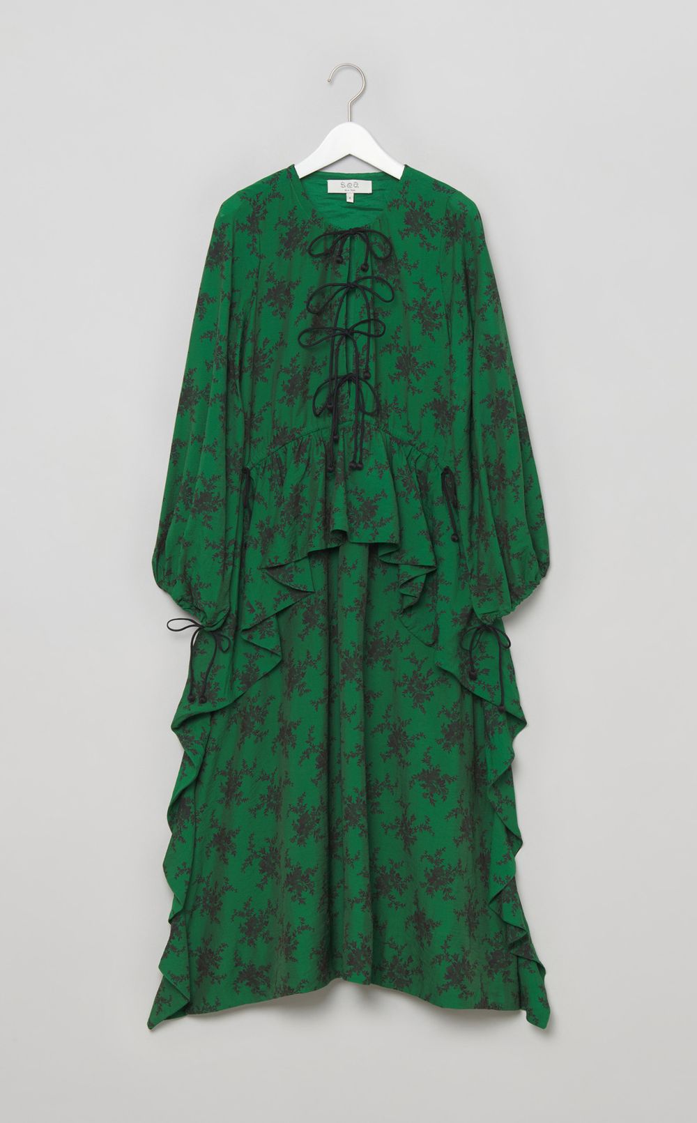 フラワープリントドローコードワンピース