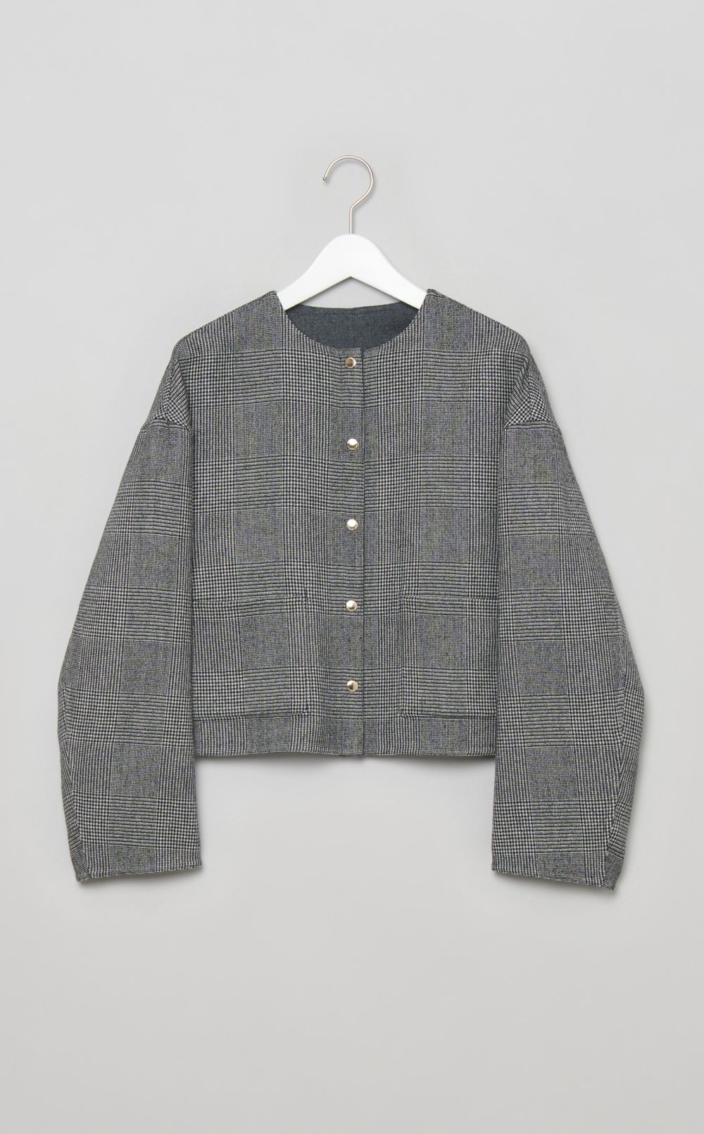 リバーシブルショートジャケット