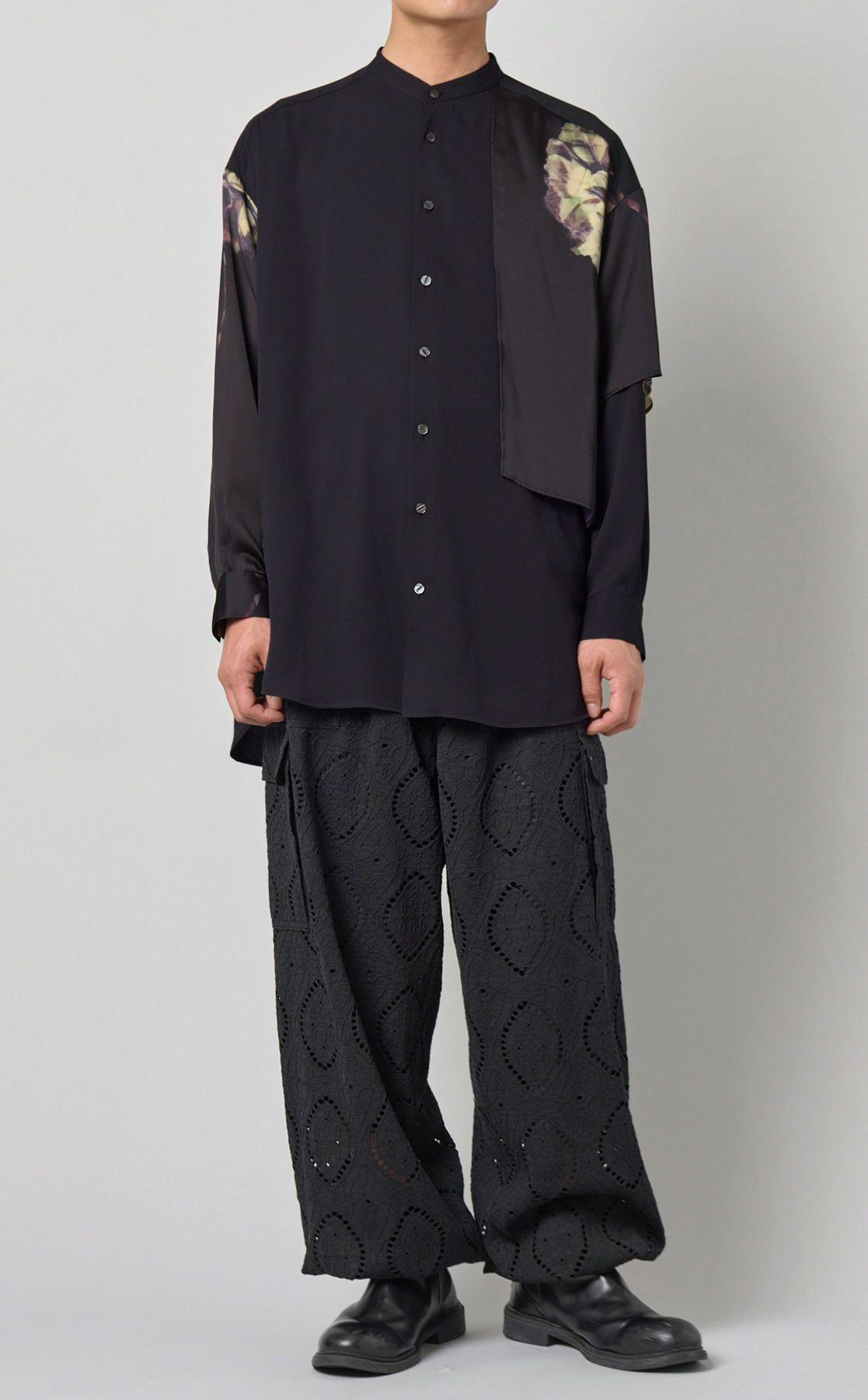 ジュンオカモト/美品 24SS コサージュプリント オーバーサイズシャツ 黒 M JUN OKAMOTO｜コサージュプリントバイカラーシャツ