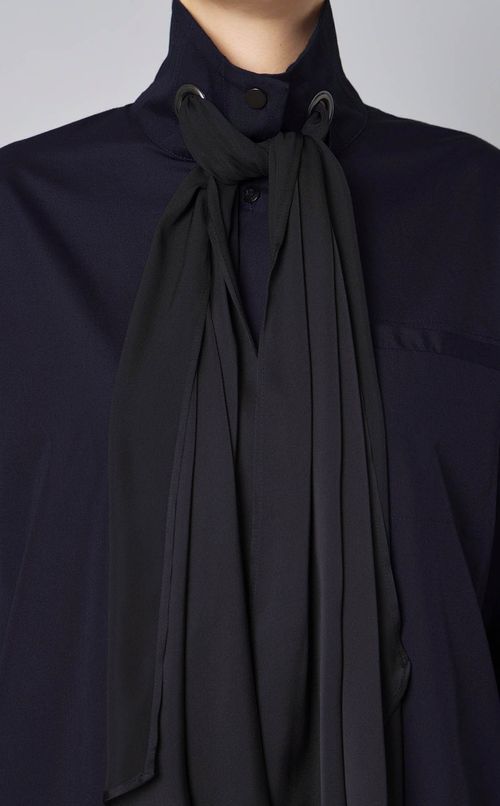 スタンドネックボウタイシャツ