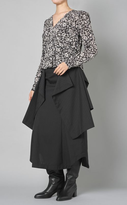 ピンストライプウエストベルトスカート