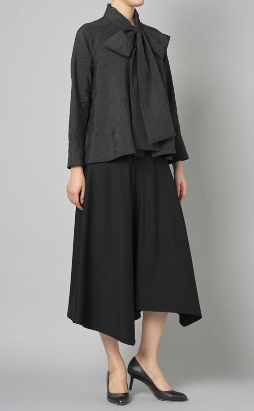 リップル加工ボウタイブラウス