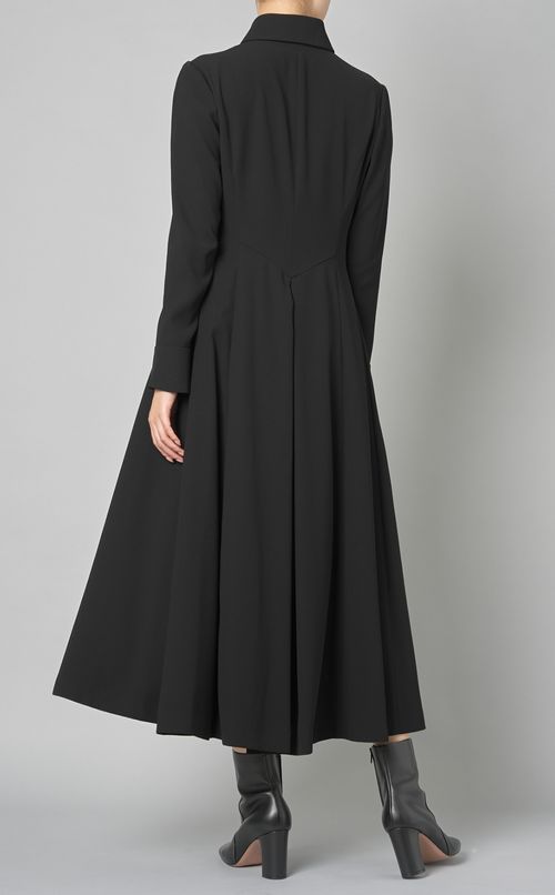 バックサテンフロントジップワンピース