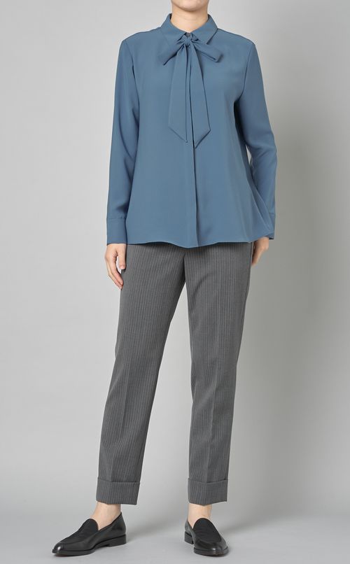 ボウタイシャツカラーブラウス