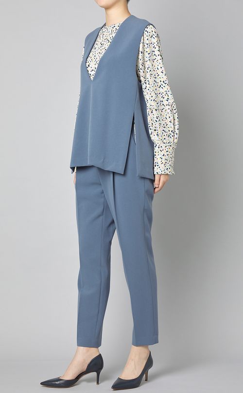 ダブルクロススリットジレ