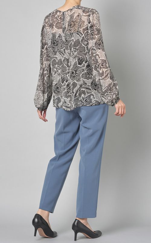 フラワープリントプルオーバーブラウス