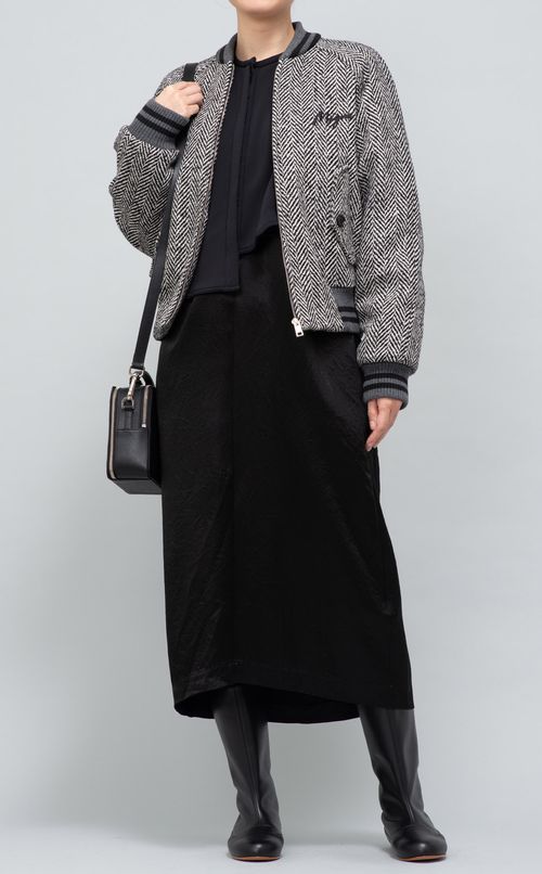 レザーショルダーバッグ