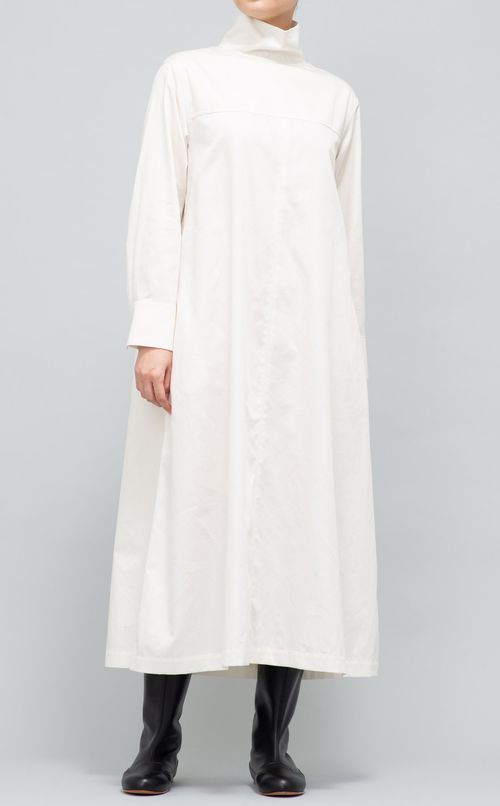 ハイネックAラインワンピース