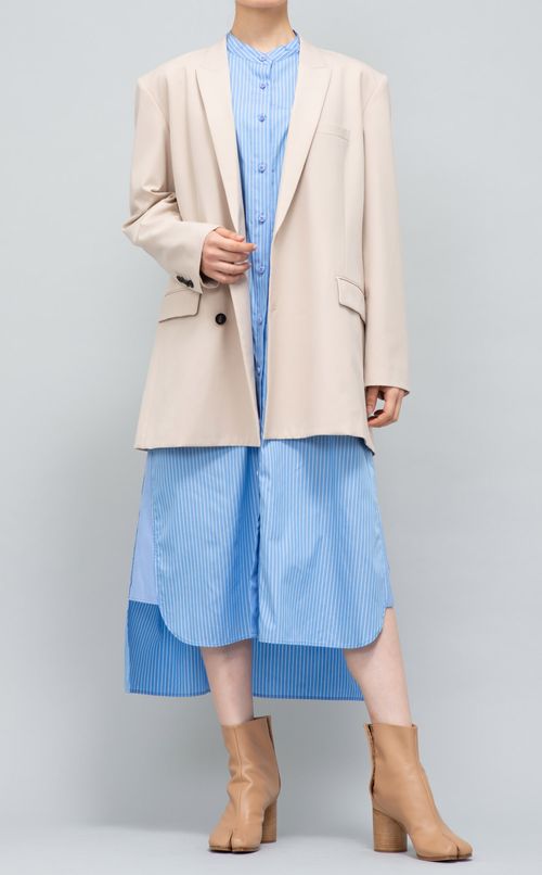 ピークドラペルカラージャケット