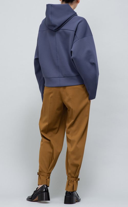 プルオーバーフードパーカー