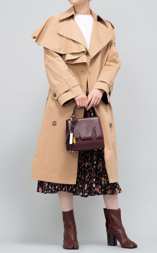 チャーム付レザーハンドバッグ