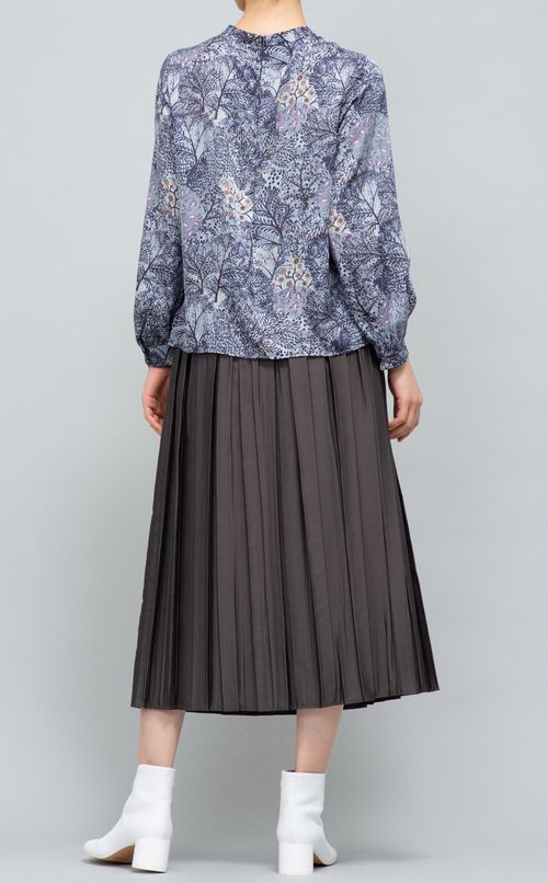 フラワープリントプルオーバーブラウス