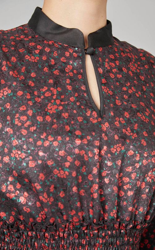 小花プリントジャガードギャザーワンピース