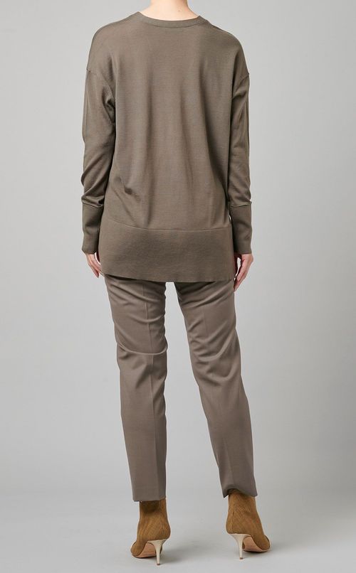 ハイゲージウールVネックニット