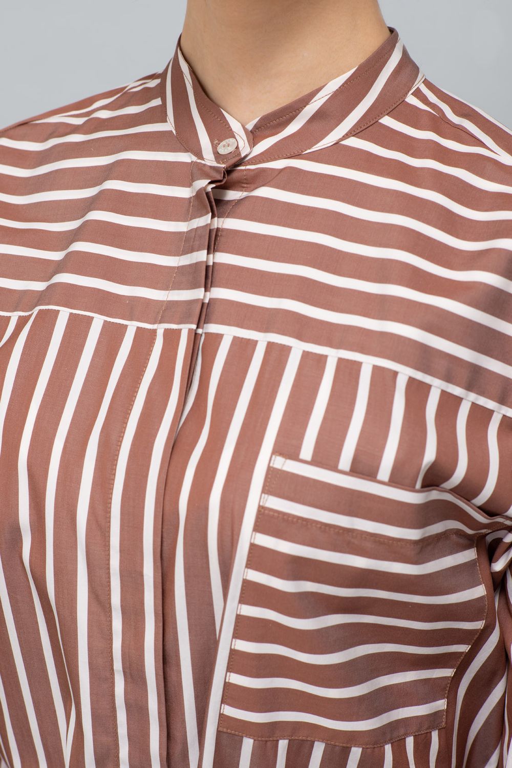 ストライプ柄シャツワンピース